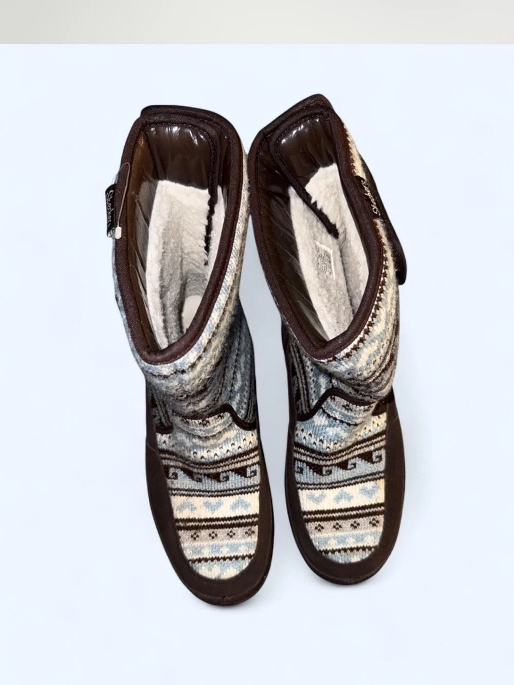 Vintage Skechers Women's Brown and Light Blue Patterned Winter Boots